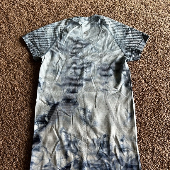 Lululemon Athletica Garment Dyed Swiftly Tech Short Sleeve Tee - Picture 4 of 6